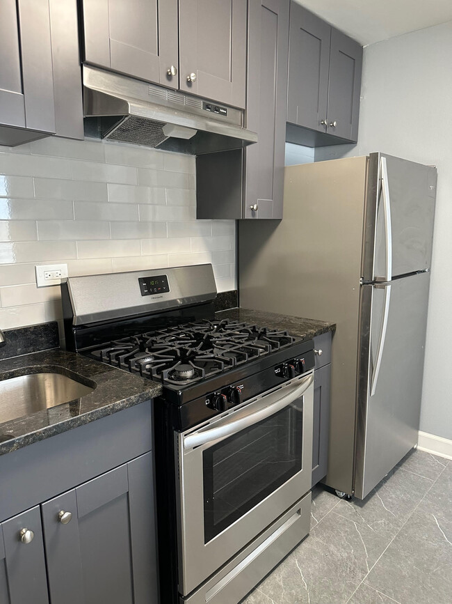 Photo - 6259 N Milwaukee Ave Unit ONE BEDROOM