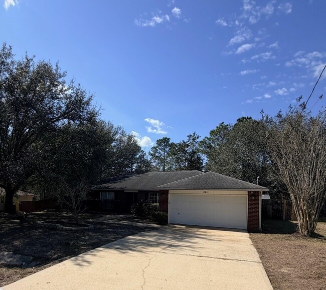 Photo - 205 Villacrest Dr