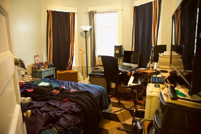 *Pictures are representative samples of the advertised unit. In some cases, the actual units you tou - 10 Bucknam St Unit 201