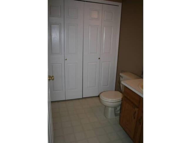 Photo - 2417 Franklin Dr