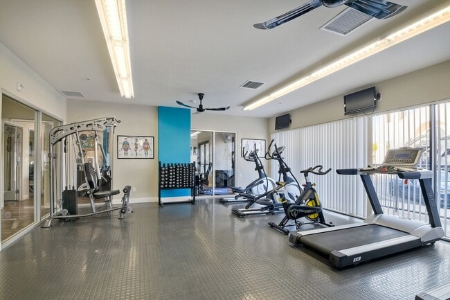 Photo - Harborview Apartments