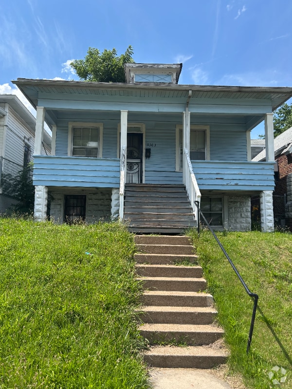 Building Photo - 5363 Arlington Ave Rental