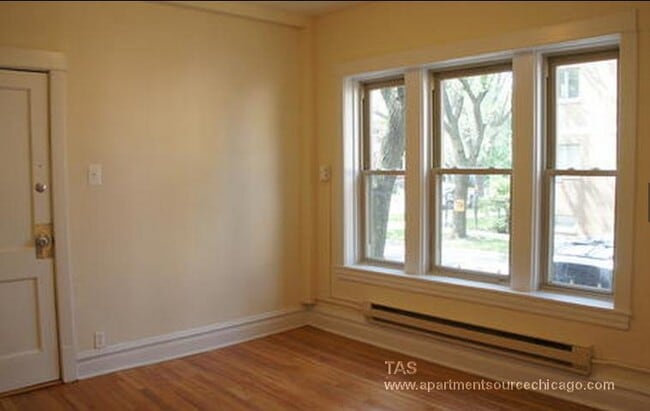 Photo - 2917 W George St