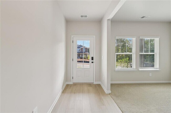 Photo - 2968 Sweet Red Cir