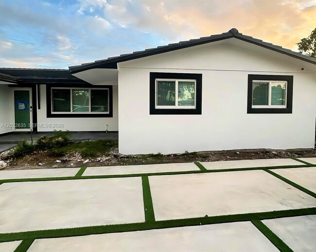 Building Photo - 20330 Franjo Rd