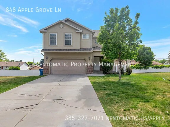 848 Apple Grove Ln