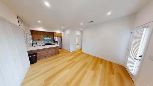 Photo - Prime SDSU Location