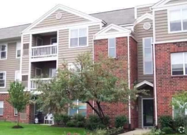 Building Photo - 125 Glengarry Dr Rental