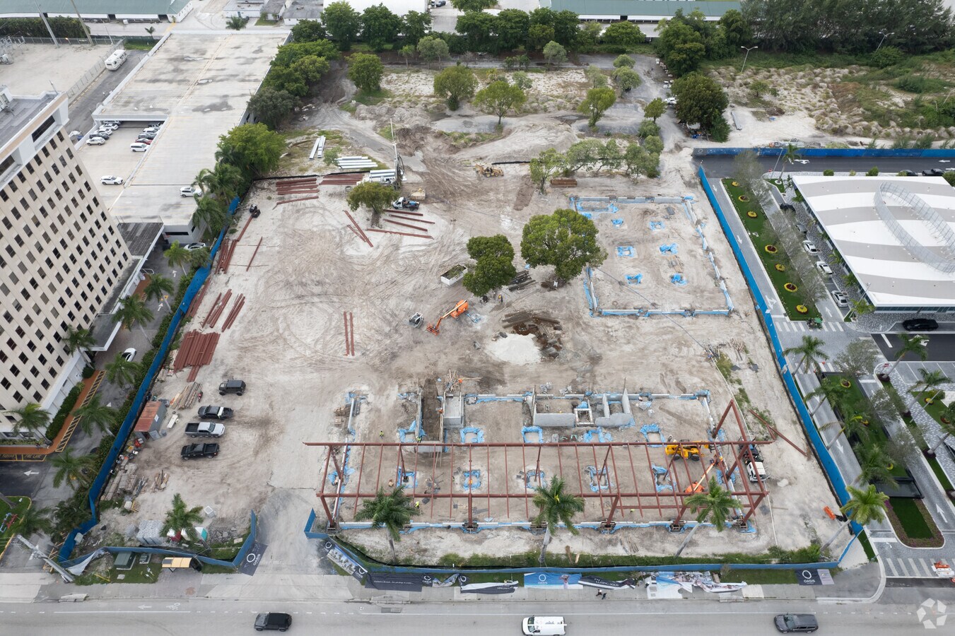 Photo - Hallandale Oasis