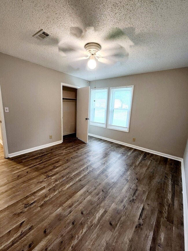 Photo - 14012 Hurstland Dr SW