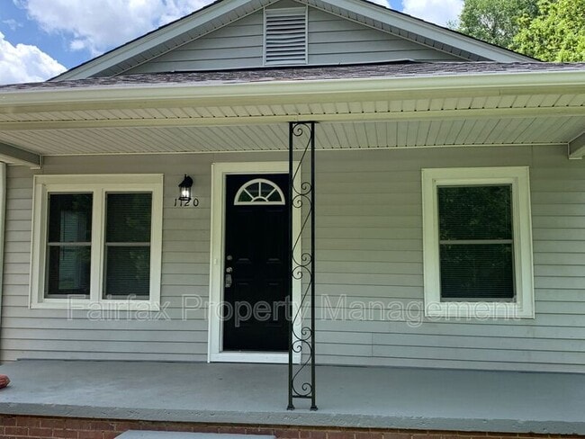 Photo - 1120 Walnut St