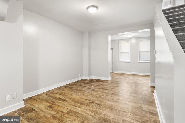 Photo - 544 N Allison St