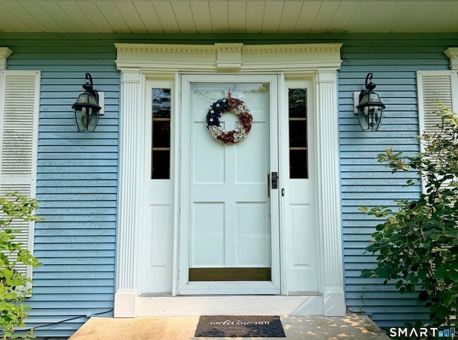 Photo - 22 Hyde Park Dr