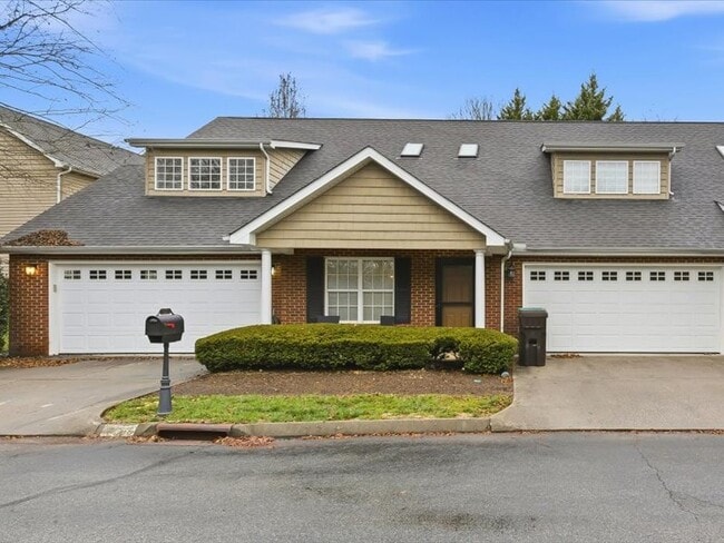 Building Photo - 10959 Woodford Bend Way