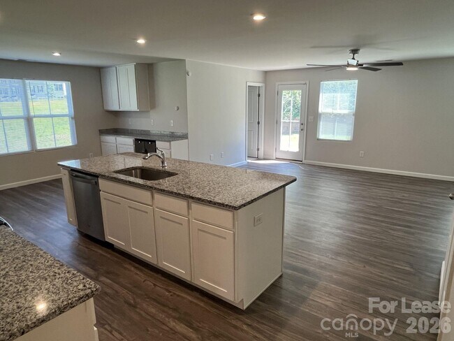 Photo - 4320 Bowline Dr