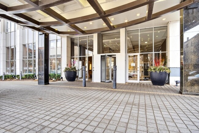 Photo - 655 W Irving Park Rd Unit 1101