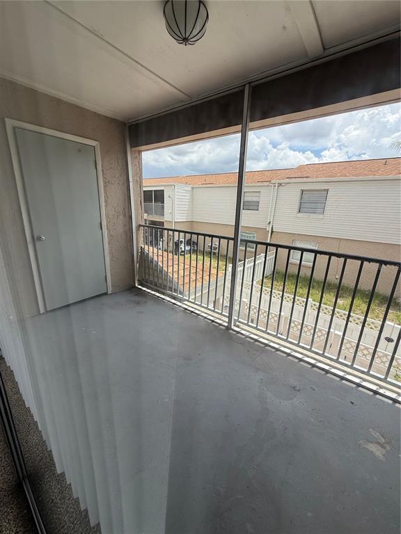Photo - 7210 N Manhattan Ave Unidad 1624