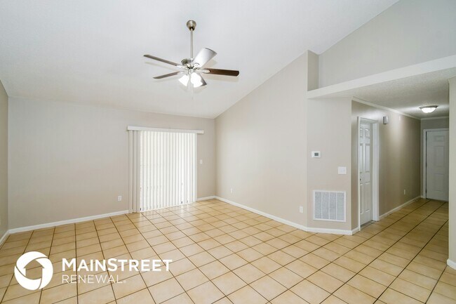 Photo - 1871 Alberta Ct S