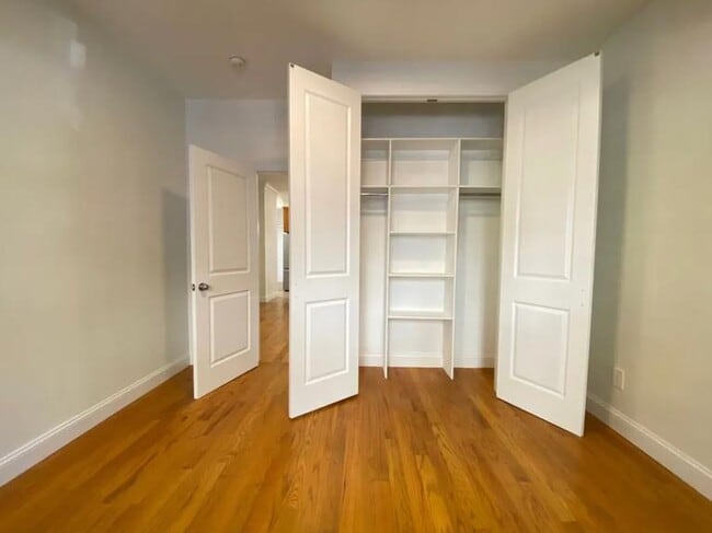 Photo - 21-47 33rd Street Unidad 4