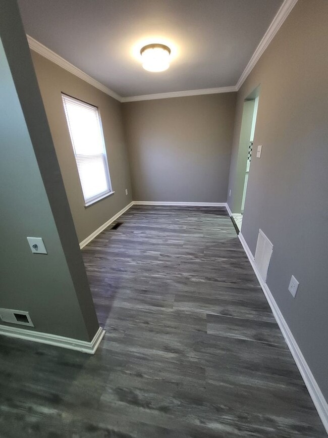 Photo - 3Bed 3 Bath Finished Basement!