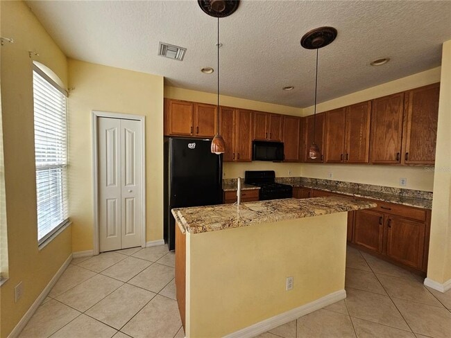 Photo - 2927 Pointeview Dr