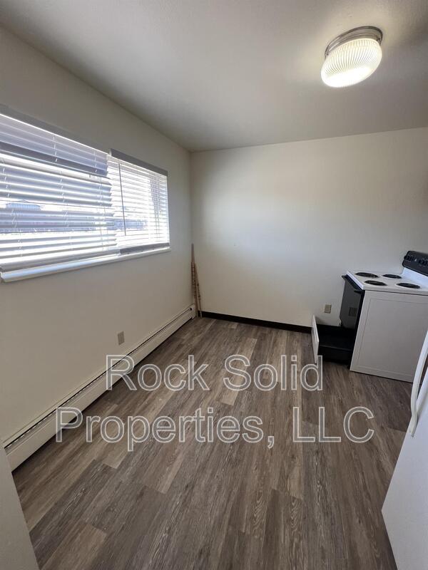 Photo - 1008 E Jefferson Rd