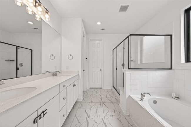 Building Photo - 2806 Tumlinson Dr