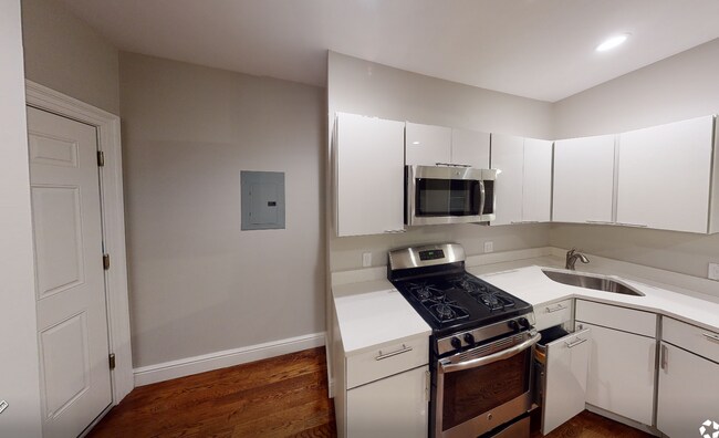 Photo - 165 Hampshire St