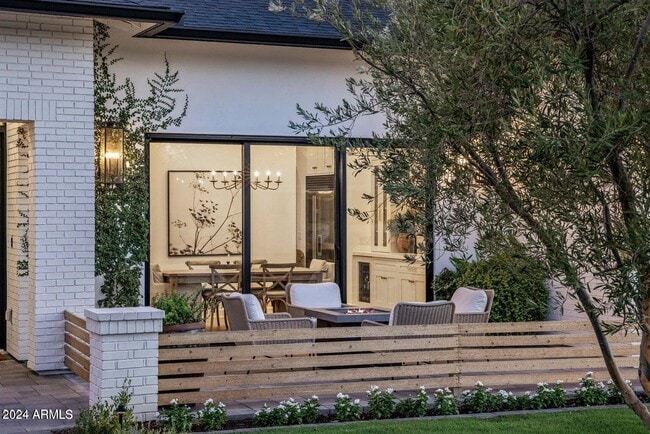 Photo - 4147 E Clarendon Ave