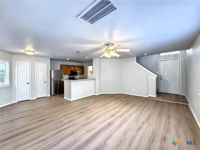 Building Photo - 867 Sagewood Trail Rental