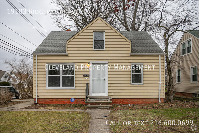 Building Photo - Renovated Bungalow Rental