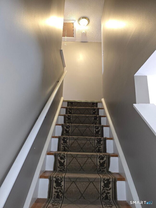 Photo - 1448 Meriden Rd Unidad 3