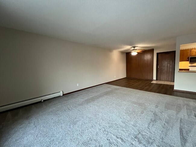 Photo - 1903 Silver Bell Rd Unidad 303