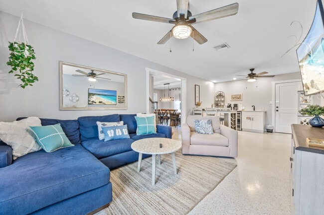 Photo - 366 W Osceola Ln Unidad ID1245239P