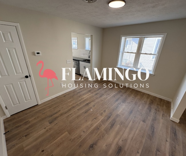 Photo - 108 Macready Ave