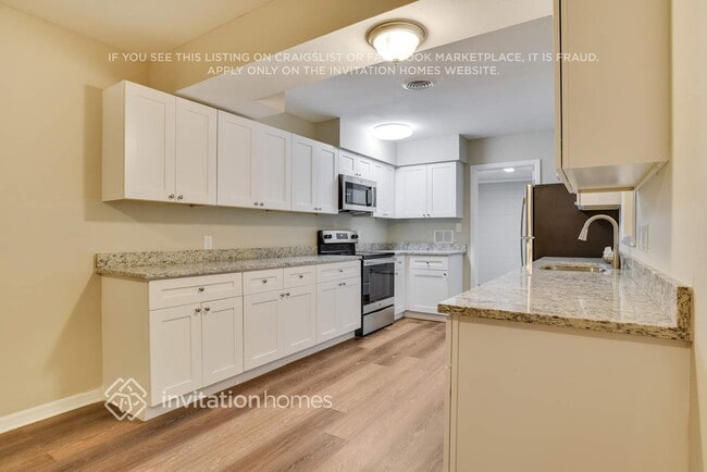 Photo - 5915 Westbury Dr