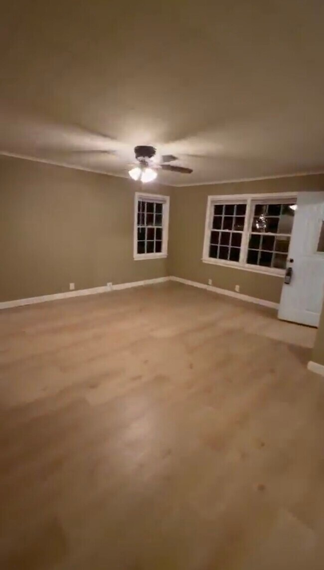 Photo - 1417 Highland Dr