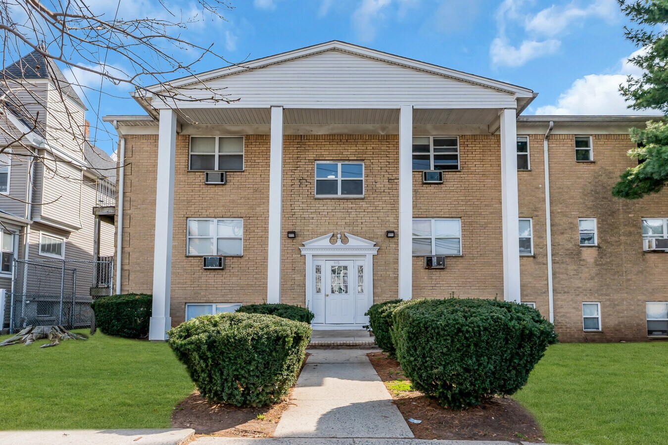 Photo - Chilton Manor