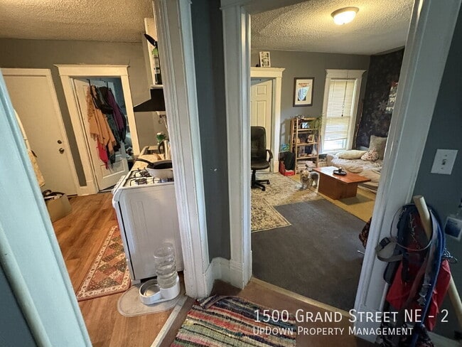 Photo - 1500 Grand St NE Unidad 2