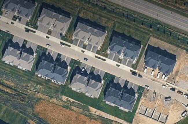 Building Photo - 22826 Hazel Ln