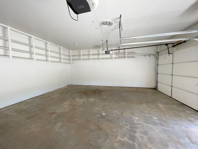 Photo - Country Home (Allows Horses)