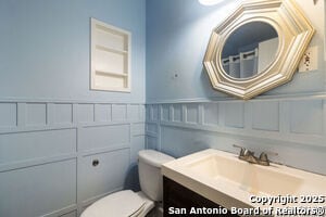 Photo - 800 Brooks Ave