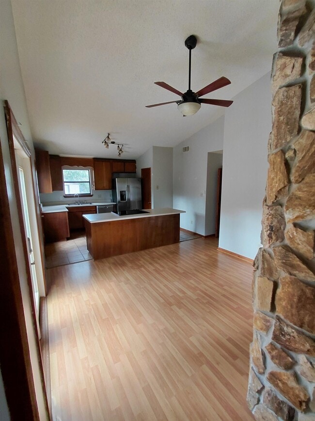 Photo - 6700 Apollo Trail