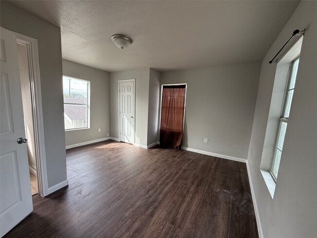 7314 Navigation Blvd Unit A