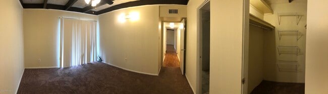 Photo - 1008 S College Rd Unit Apt 212