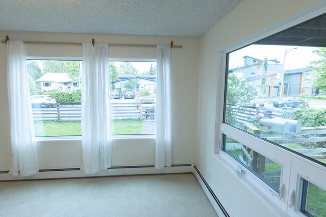 Photo - 1536 G St