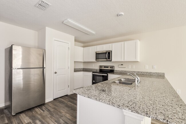 Photo - 15 Princess Luise Ln