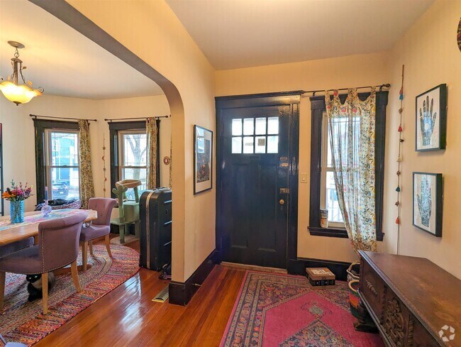Building Photo - 69 Prichard Ave Unit 1 Rental