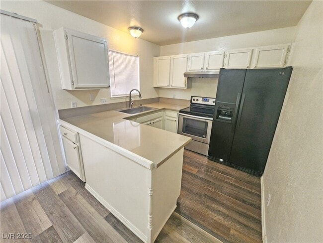 Photo - 2091 Sycamore Ave