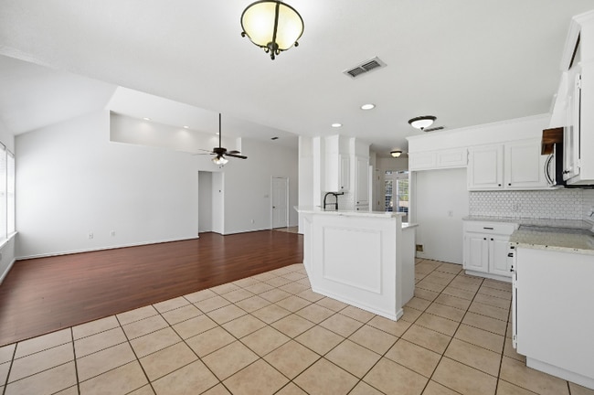 Photo - 1303 Cochise Trail